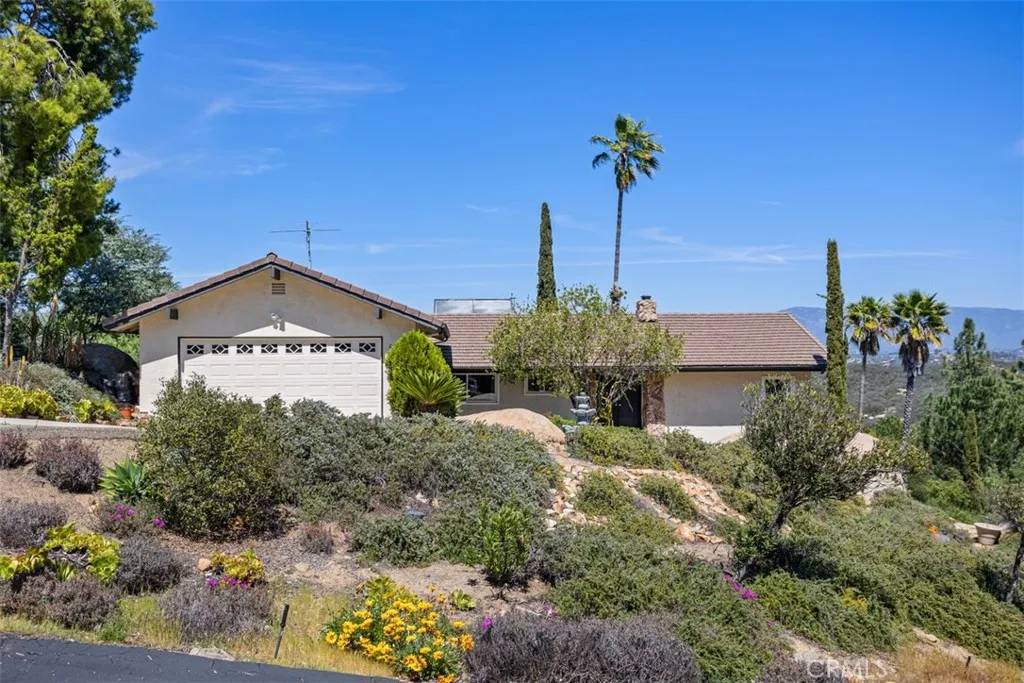 Escondido, CA 92026,28410 Faircrest Way