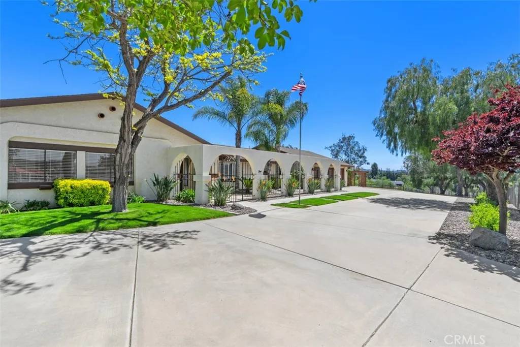 Murrieta, CA 92563,37790 Los Alamos Road