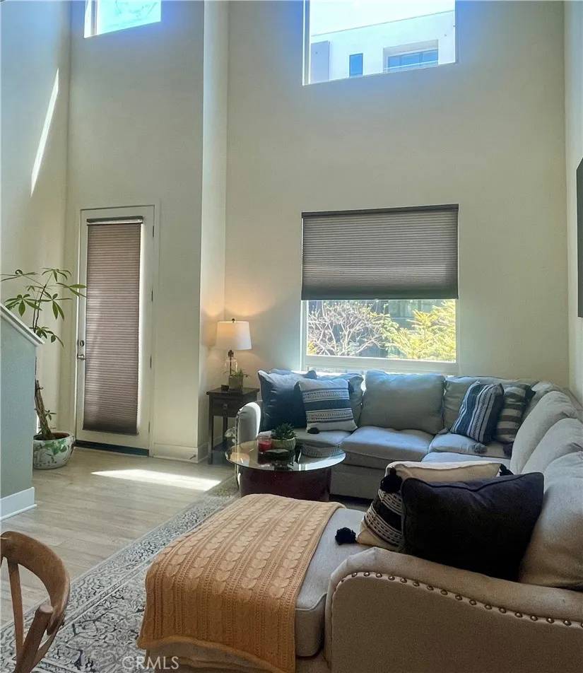 Irvine, CA 92612,36 Soho