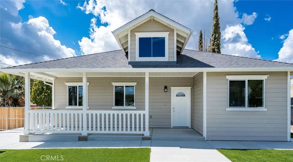 Lake Elsinore, CA 92530,107 N Poe Street