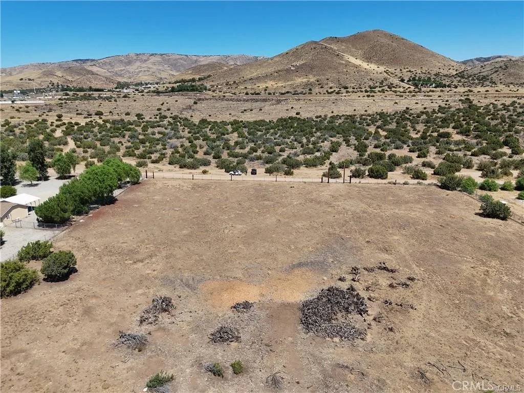 Acton, CA 93510,4320 Cedral West