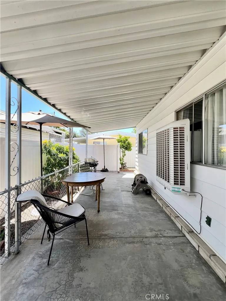 San Jacinto, CA 92583,1499 Old Mountain Ave #30