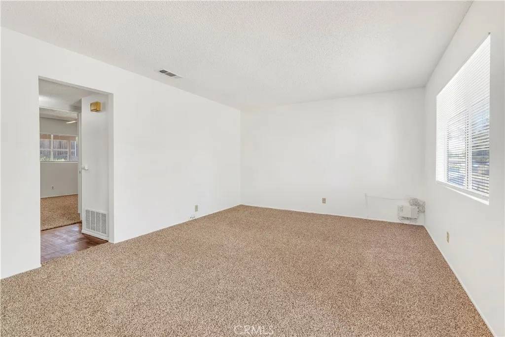 Hemet, CA 92545,2091 Avenida Olivos