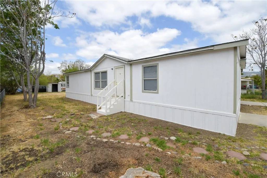 Hemet, CA 92544,25369 Wanda Lane