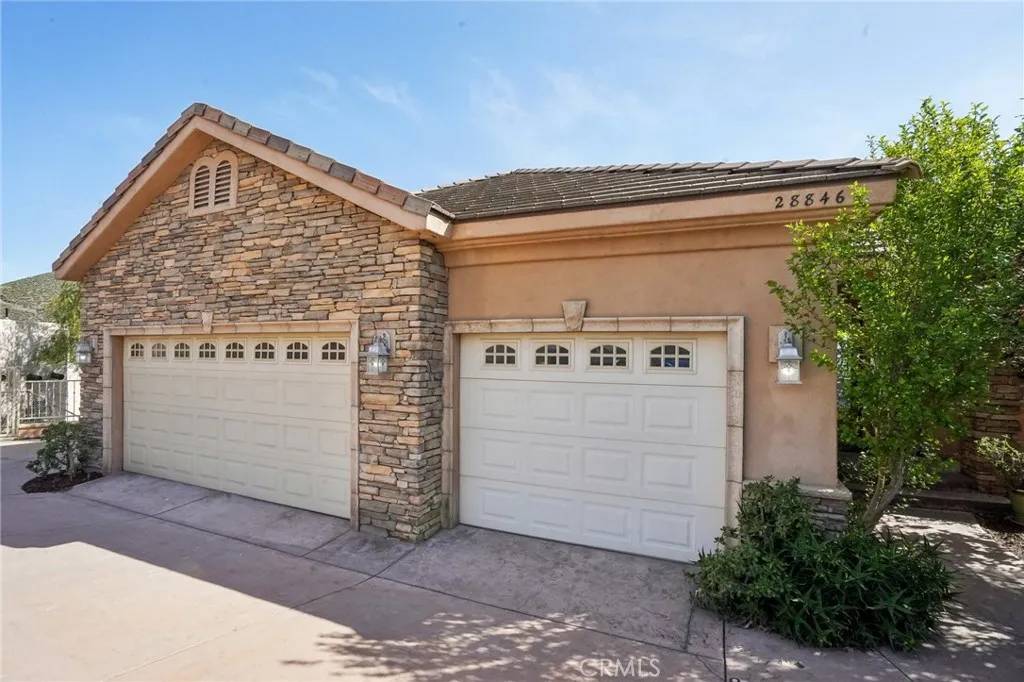 Canyon Lake, CA 92587,28846 Yosemite Place