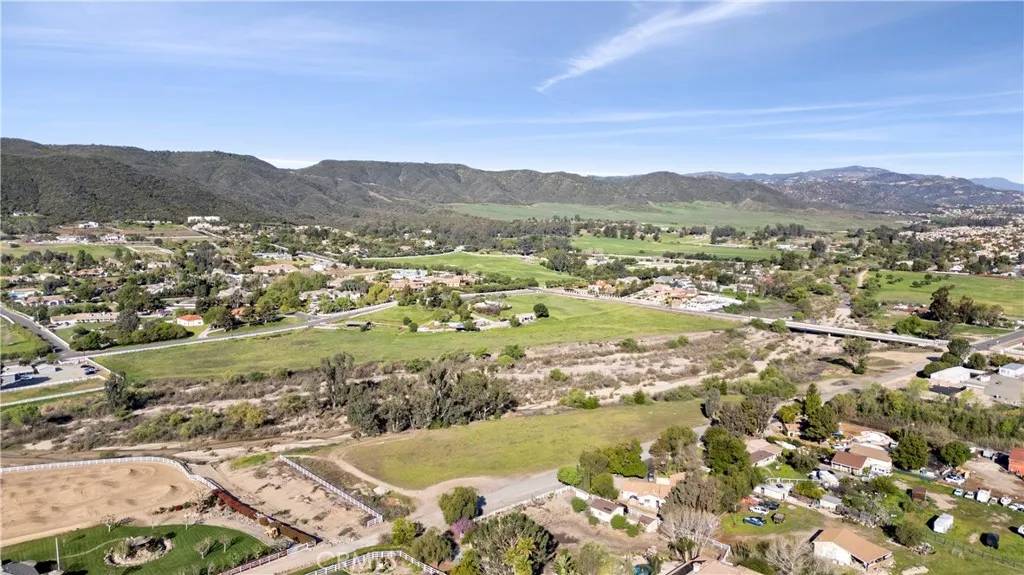 Murrieta, CA 92562,25070 Hayes