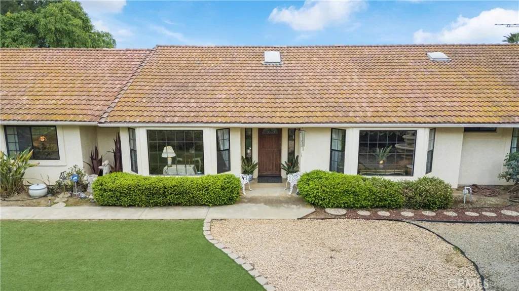 Valley Center, CA 92082,16151 Sunset Way