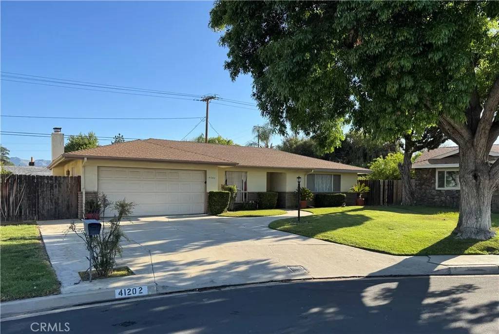 Hemet, CA 92544,41202 Collegian Way