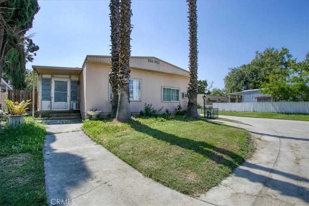 Eastvale, CA 91752,5800 Hamner #288