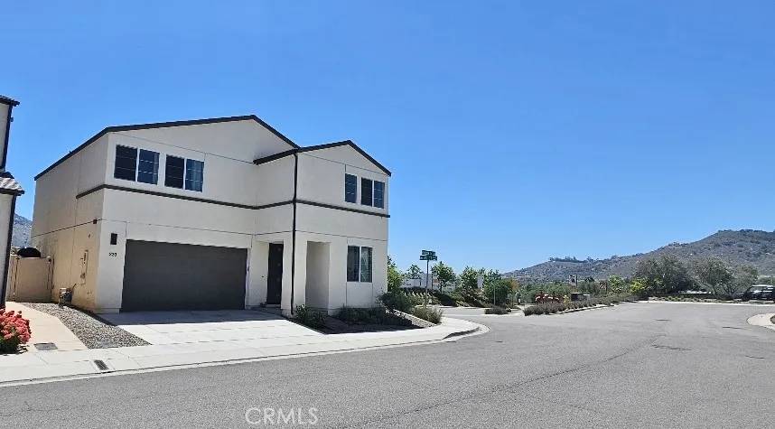 Fallbrook, CA 92028,229 Paddock Lane