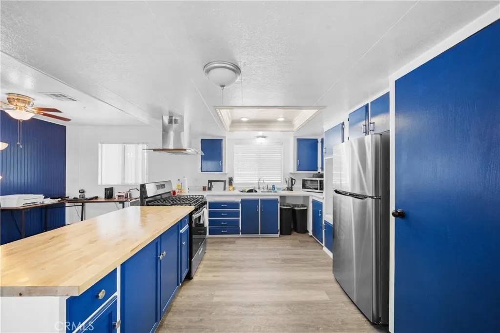 Riverside, CA 92503,9391 California Avenue #56