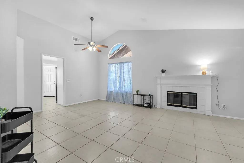 Perris, CA 92571,77 Bold Forbes Court