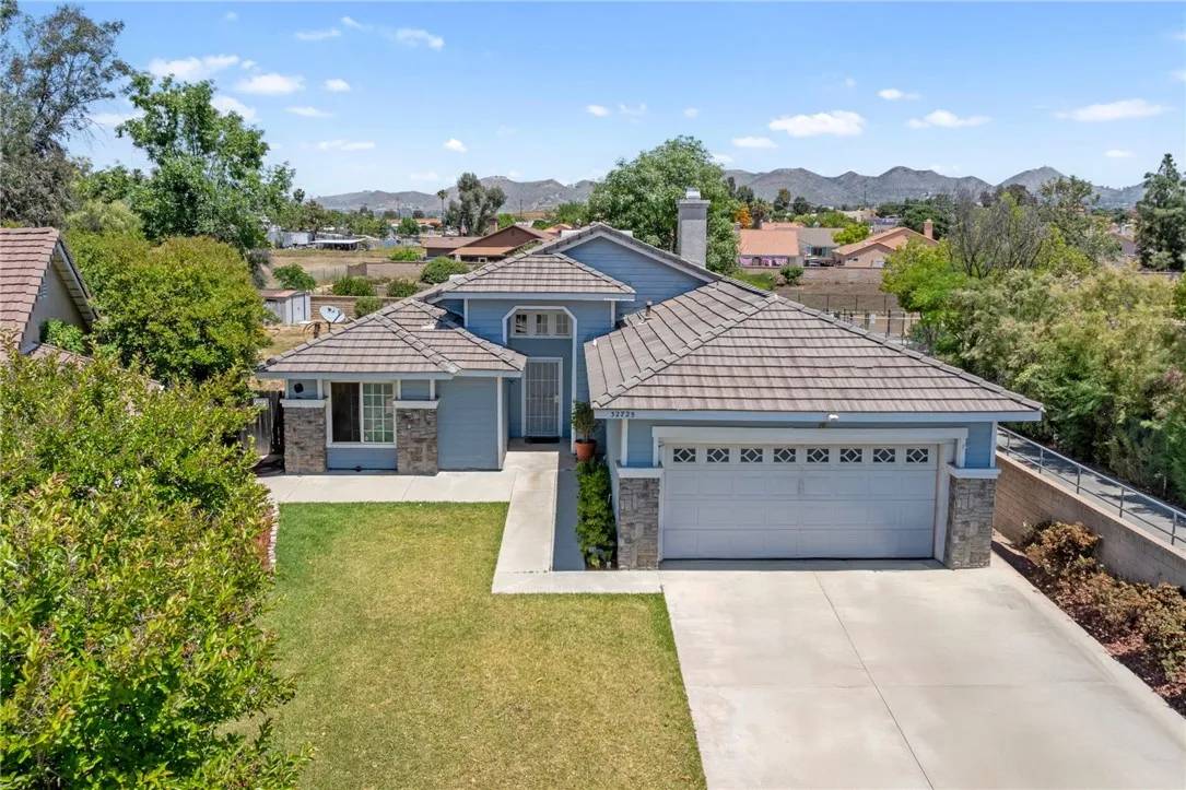 Wildomar, CA 92595,32725 Trailwood Court