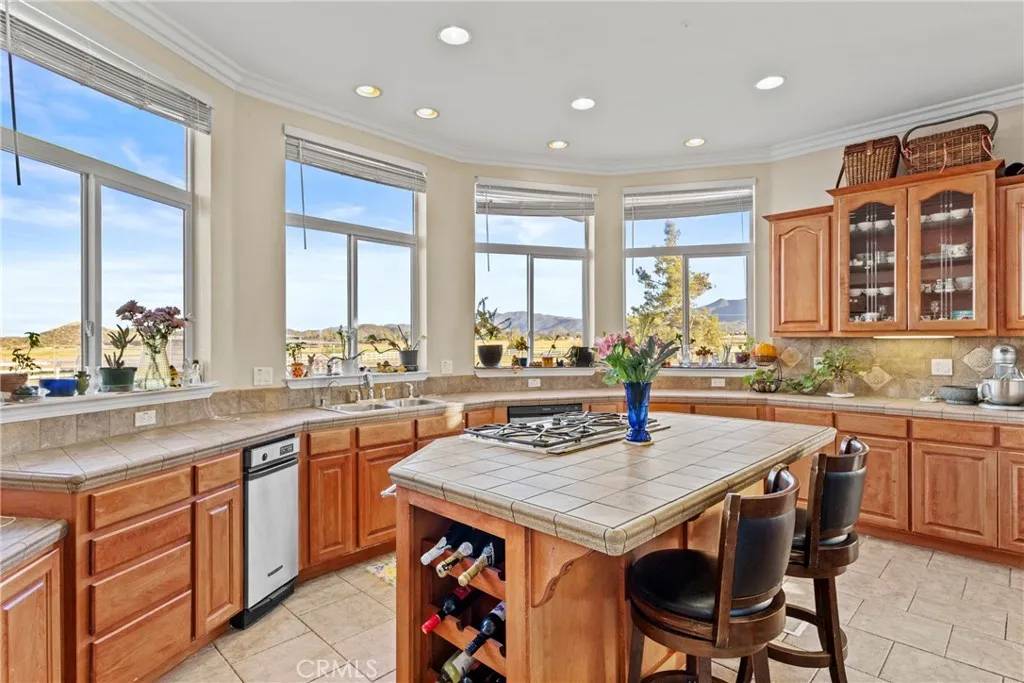 Anza, CA 92539,59083 Coyote Canyon Road