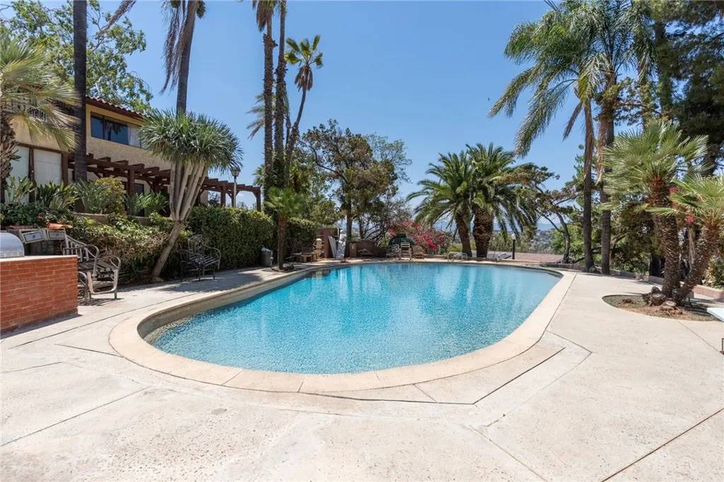 Riverside, CA 92504,1664 Coteau Drive