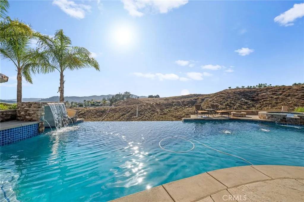 Temecula, CA 92592,43845 Calle De Velardo