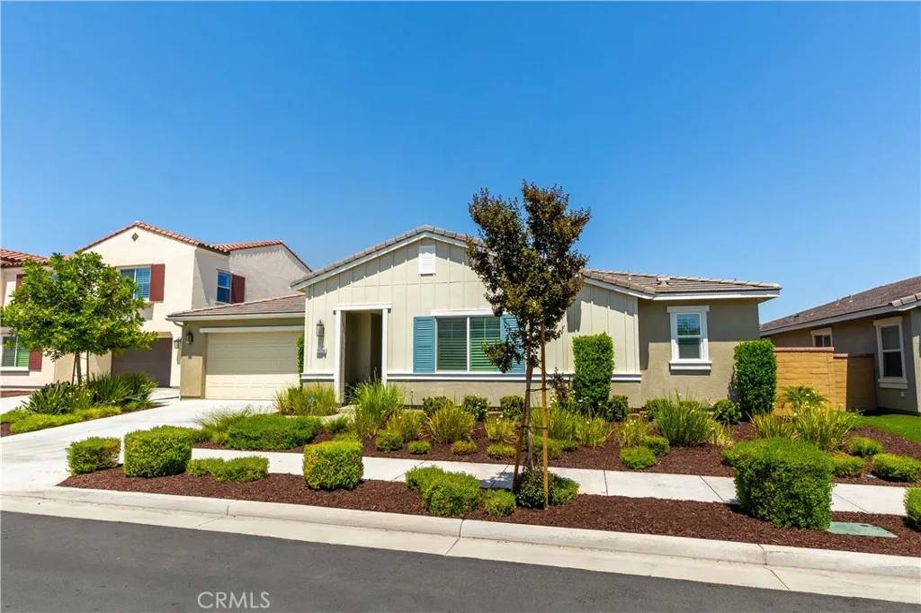 Menifee, CA 92584,30036 Merrick