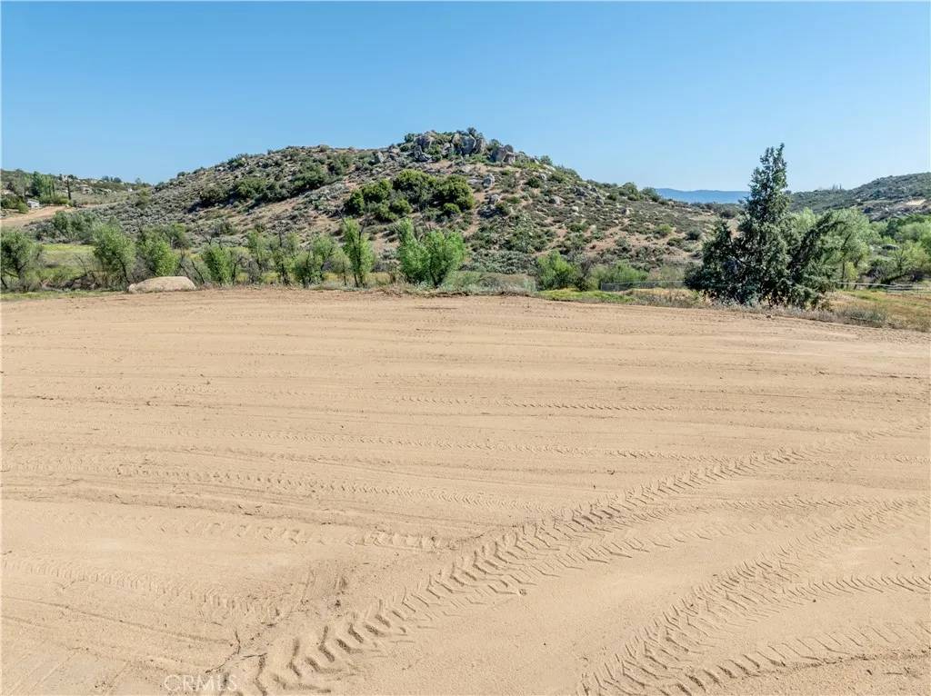 Aguanga, CA 92536,48805 Forest Springs