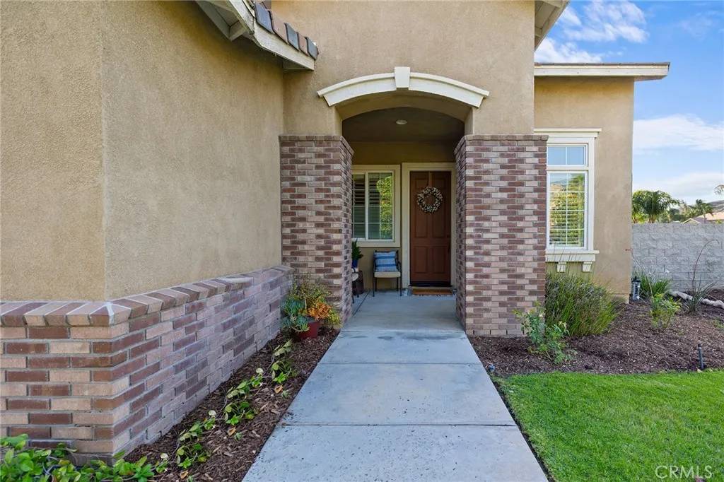Highland, CA 92346,7476 Sequoia Lane