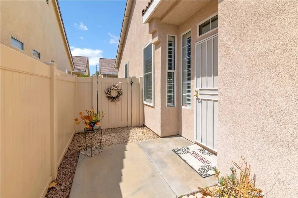 San Jacinto, CA 92583,730 Zaphiro Court