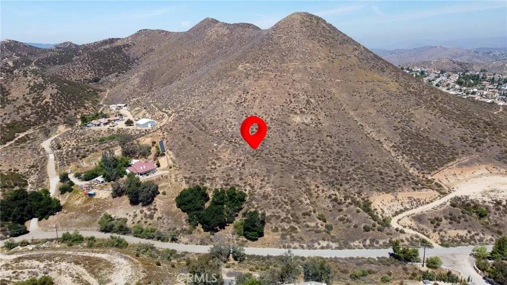 Wildomar, CA 92595,32350 Lost Road
