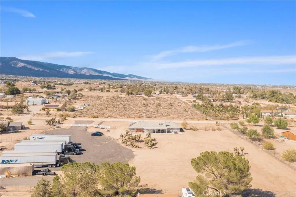Phelan, CA 92371,9925 Sierra Vista Road