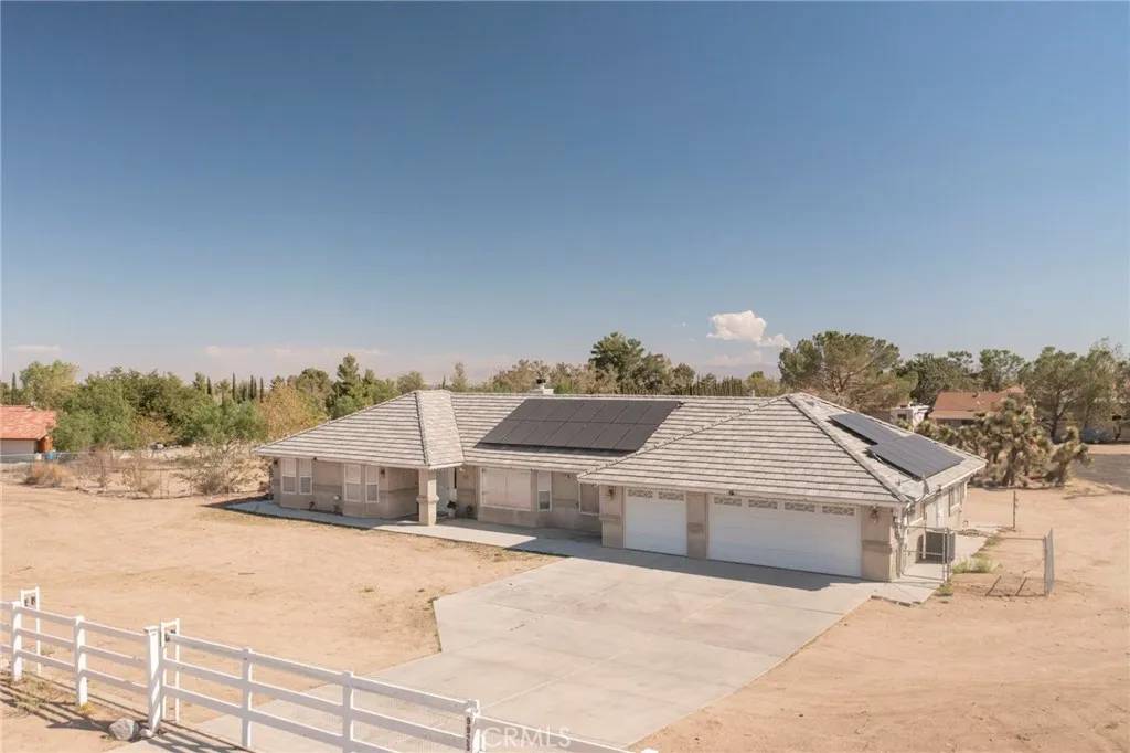Phelan, CA 92371,9925 Sierra Vista Road