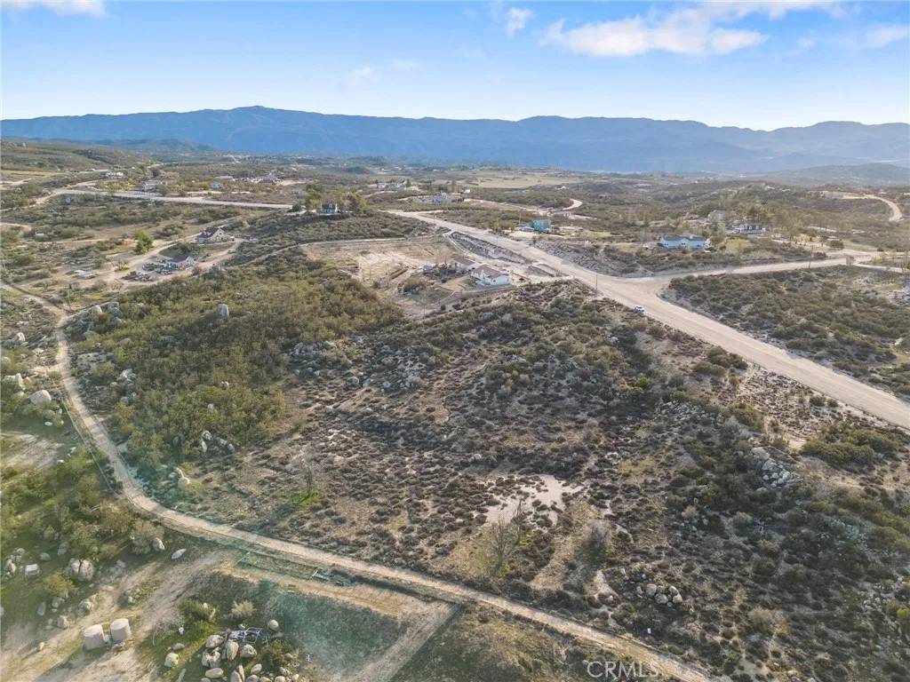 Aguanga, CA 92536,391 Lakeshore