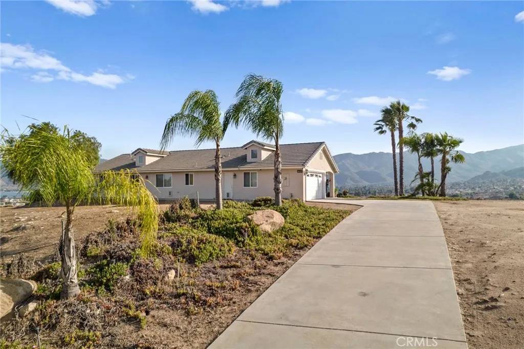 Lake Elsinore, CA 92530,16537 Stevens Avenue