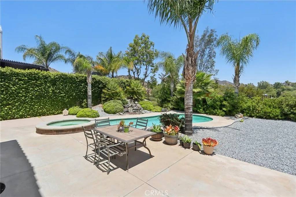 Wildomar, CA 92595,35718 Crossroads Street