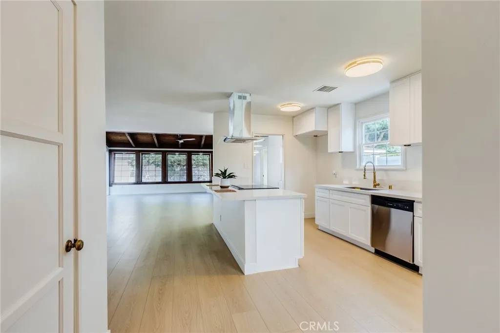 Riverside, CA 92506,6792 Rainier Court