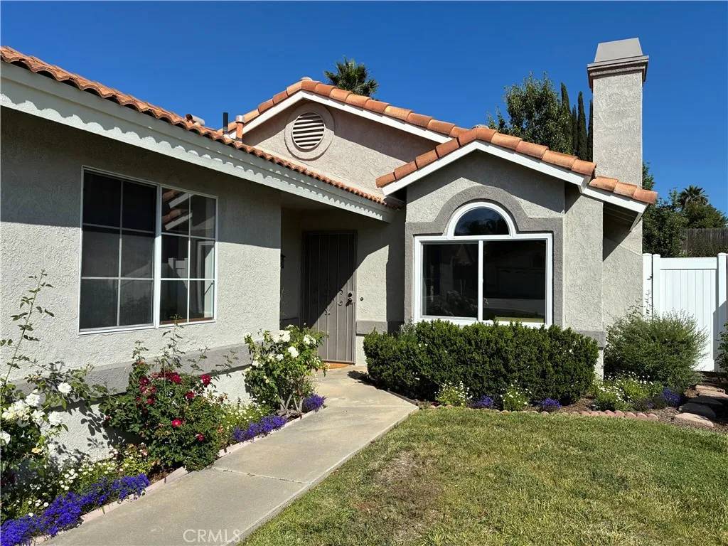 Murrieta, CA 92562,41060 Via Cedro