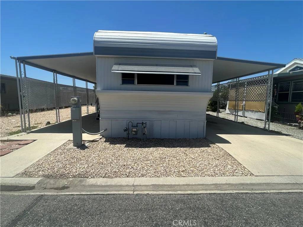 Hemet, CA 92545,1895 W Devonshire #135