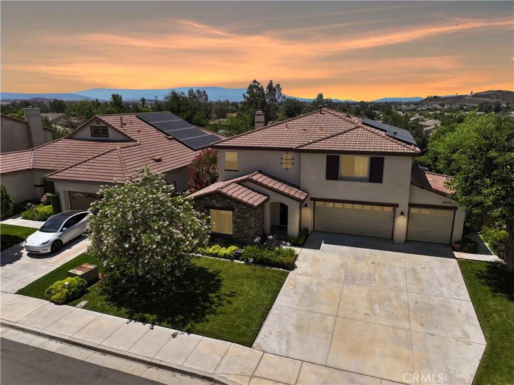 Winchester, CA 92596,32125 Bandelier Road