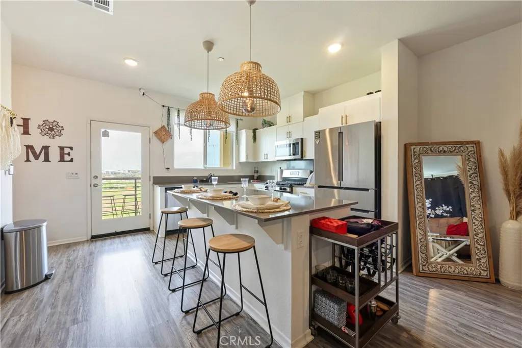 San Diego, CA 92154,5240 Beachfront Cove Street #89