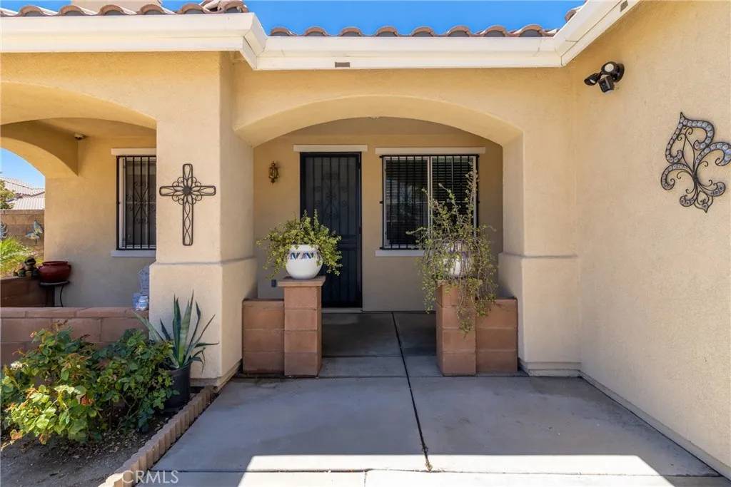 San Jacinto, CA 92582,1797 Wheelbarrow Way
