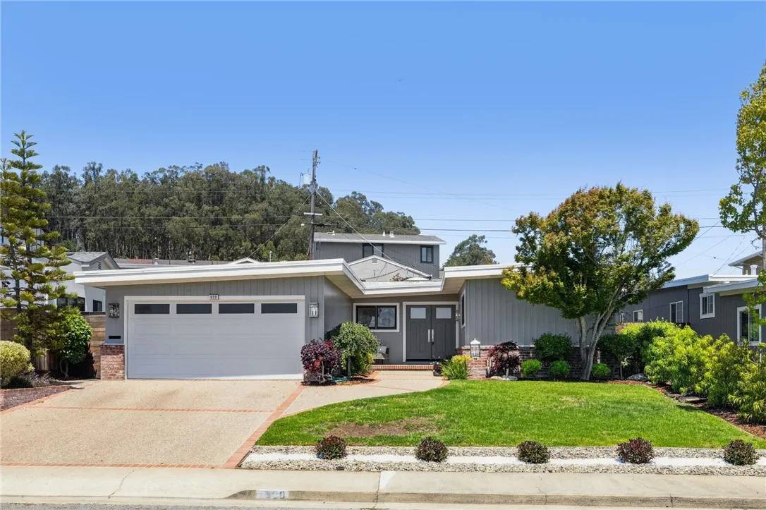 Millbrae, CA 94030,820 Robin Lane