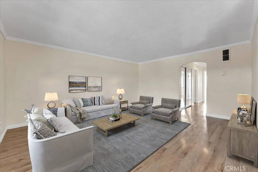 Escondido, CA 92027,2041 E Grand Ave #24