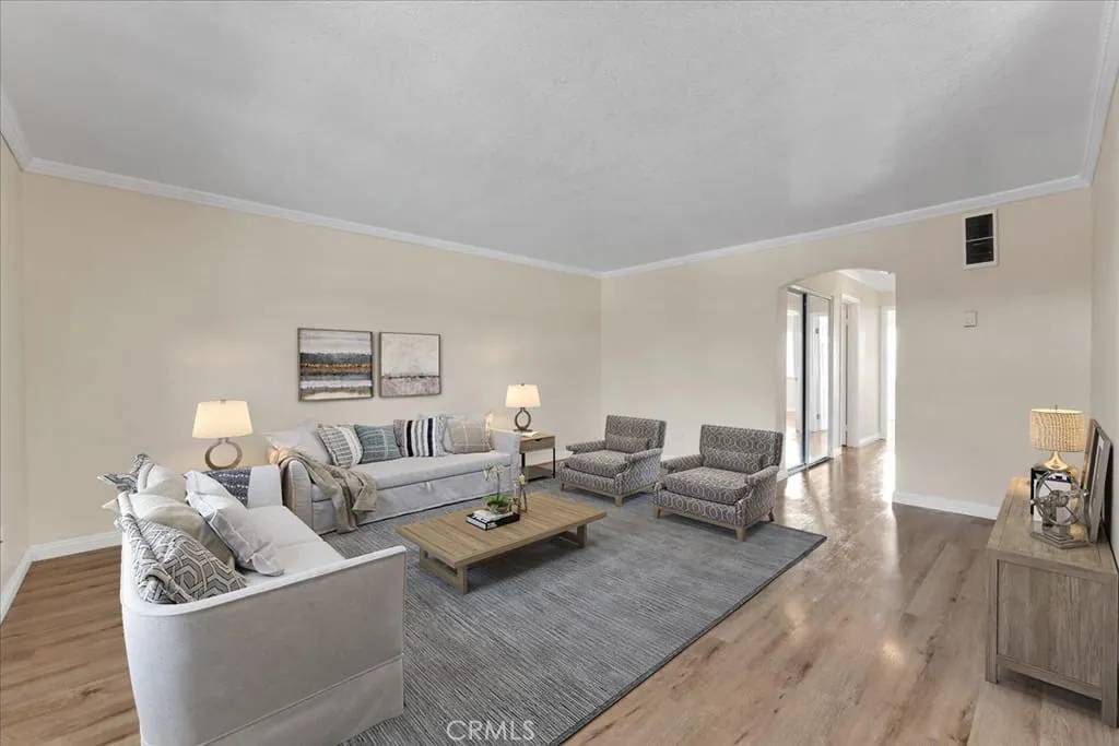 Escondido, CA 92027,2041 E Grand Ave #24