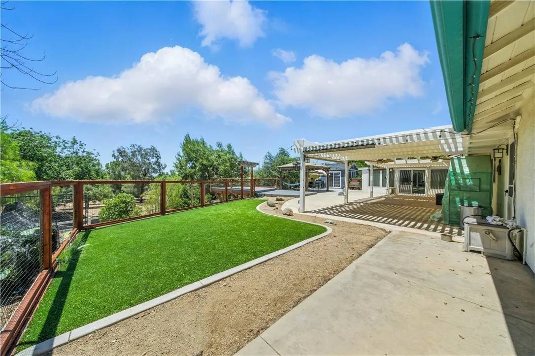 Perris, CA 92570,17879 El Mineral Road