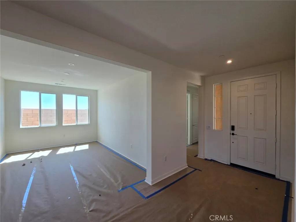 Palmdale, CA 93551,6713 Solera Drive