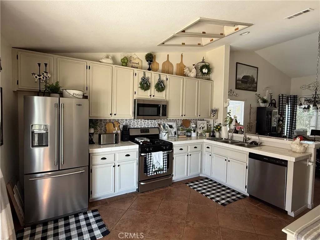 Winchester, CA 92596,31250 Jan Steen Court