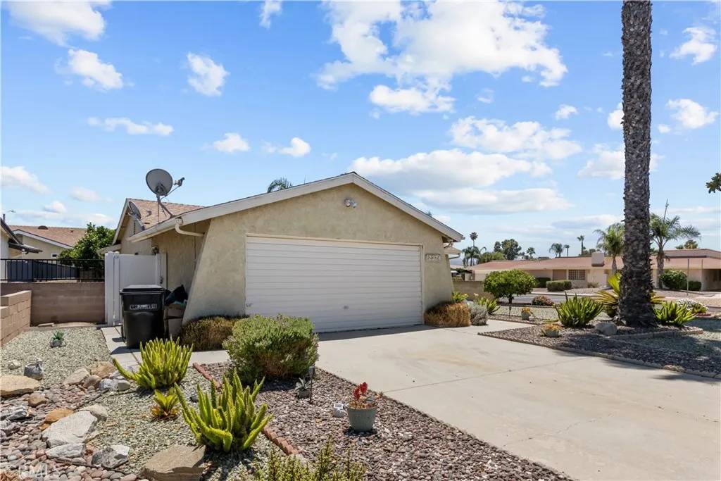 Hemet, CA 92545,2324 El Rancho Circle