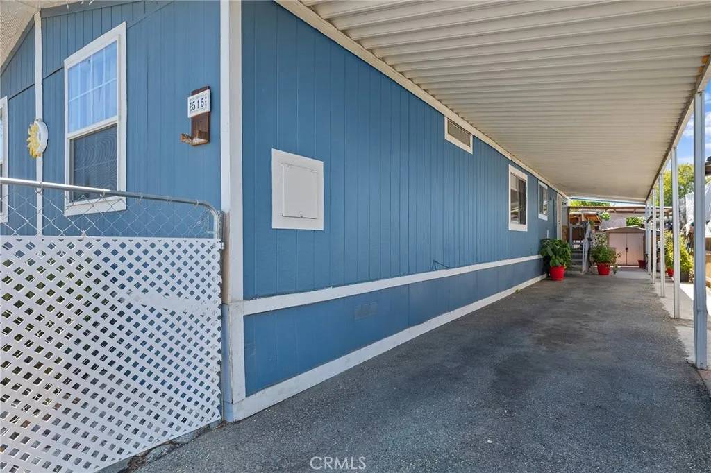Hemet, CA 92543,1097 N State #515