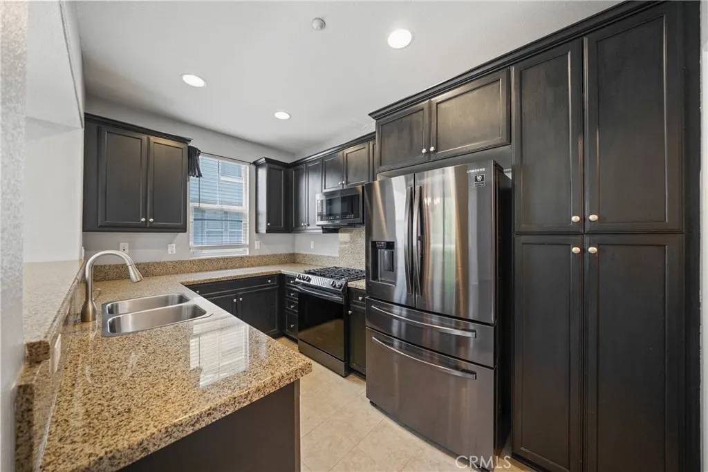 Chula Vista, CA 91913,1812 Olive Green Street #1
