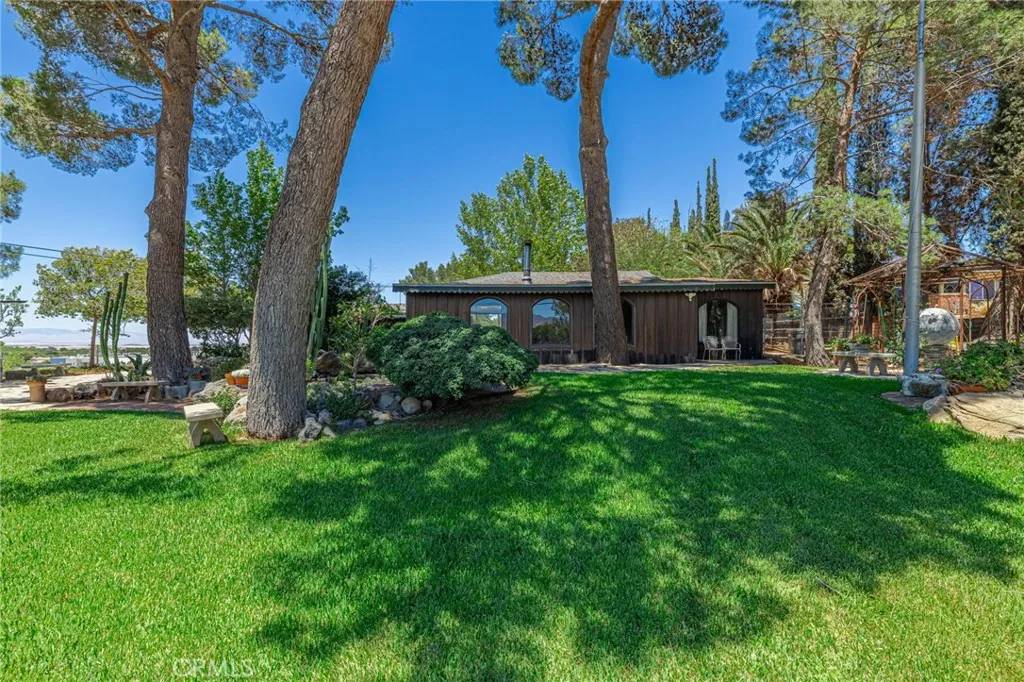 Lancaster, CA 93536,4819 Columbia Way