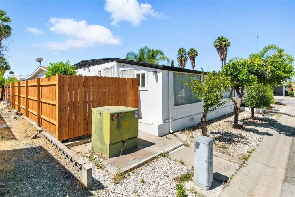 Hemet, CA 92543,900 Santa Clara Circle