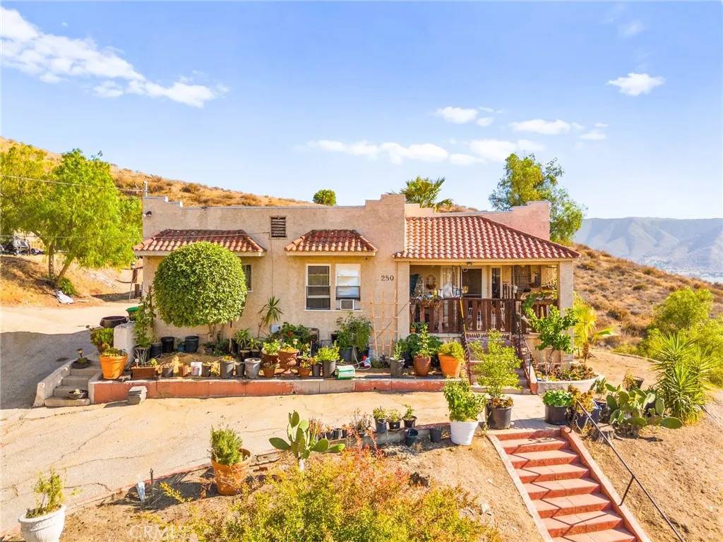 Lake Elsinore, CA 92530,250 E Prospect Street