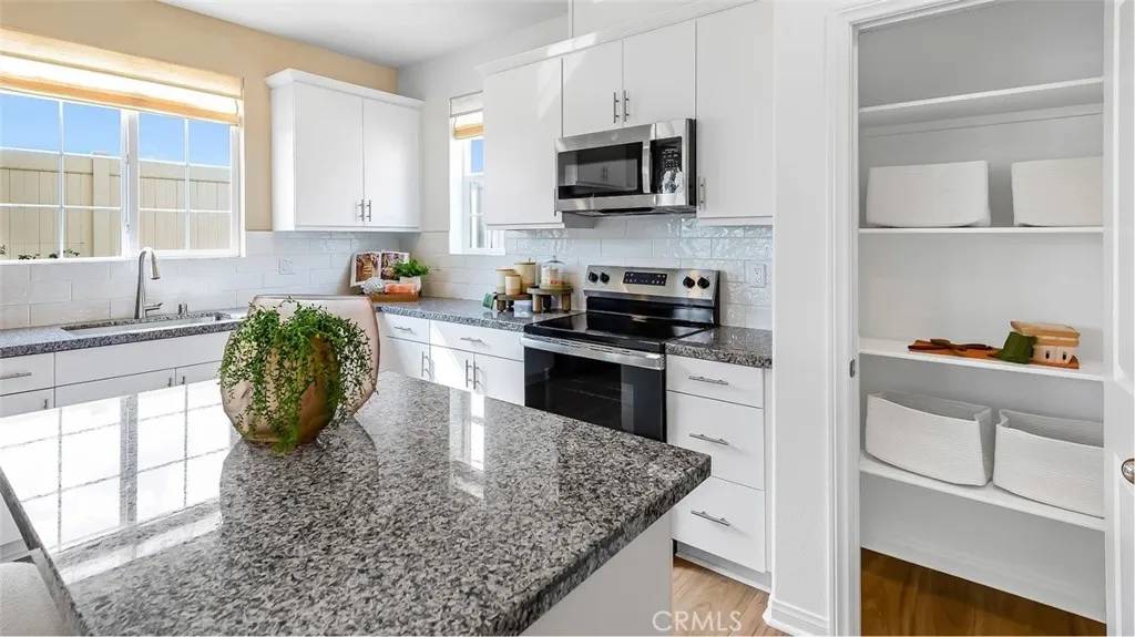 Rialto, CA 92376,1351 Yeager Avenue