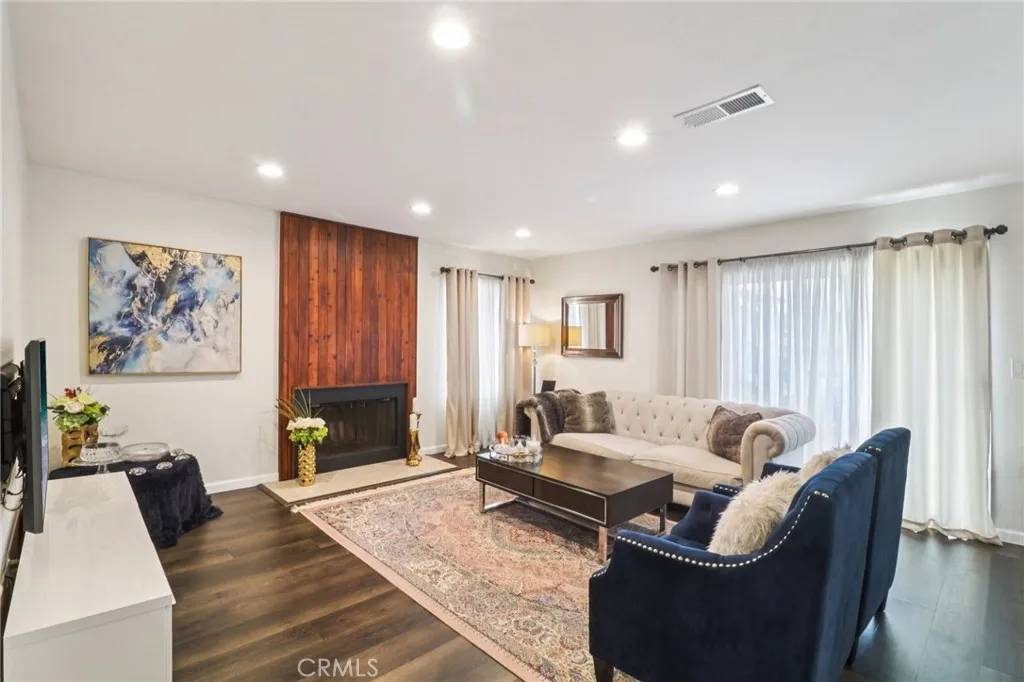 Escondido, CA 92025,450 W Vermont Avenue #1104